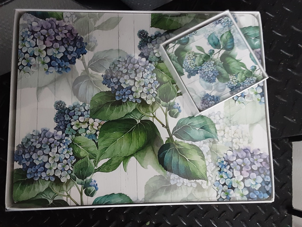 Kelly Lane Placemat & Coaster Set